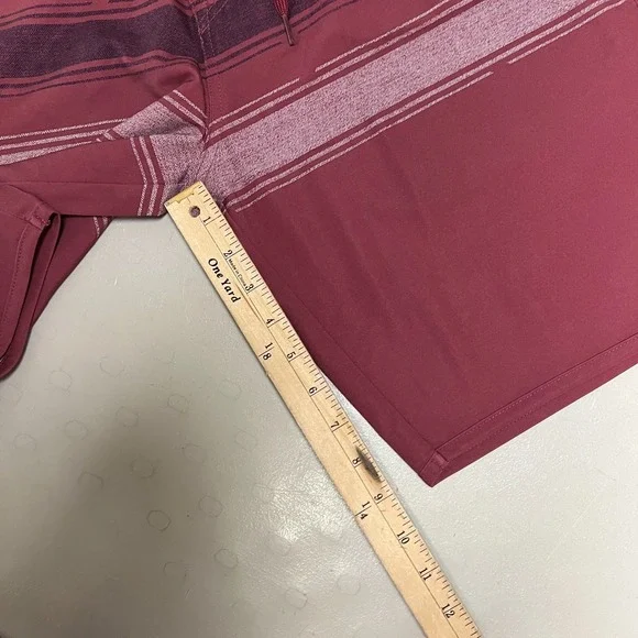 Travis Mathew Swim Board Shorts Mens 34 Red Striped Zip Pocket Beach Trunks - Picture 9 of 9